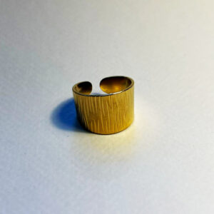 Bague en acier inoxydable large & texturée